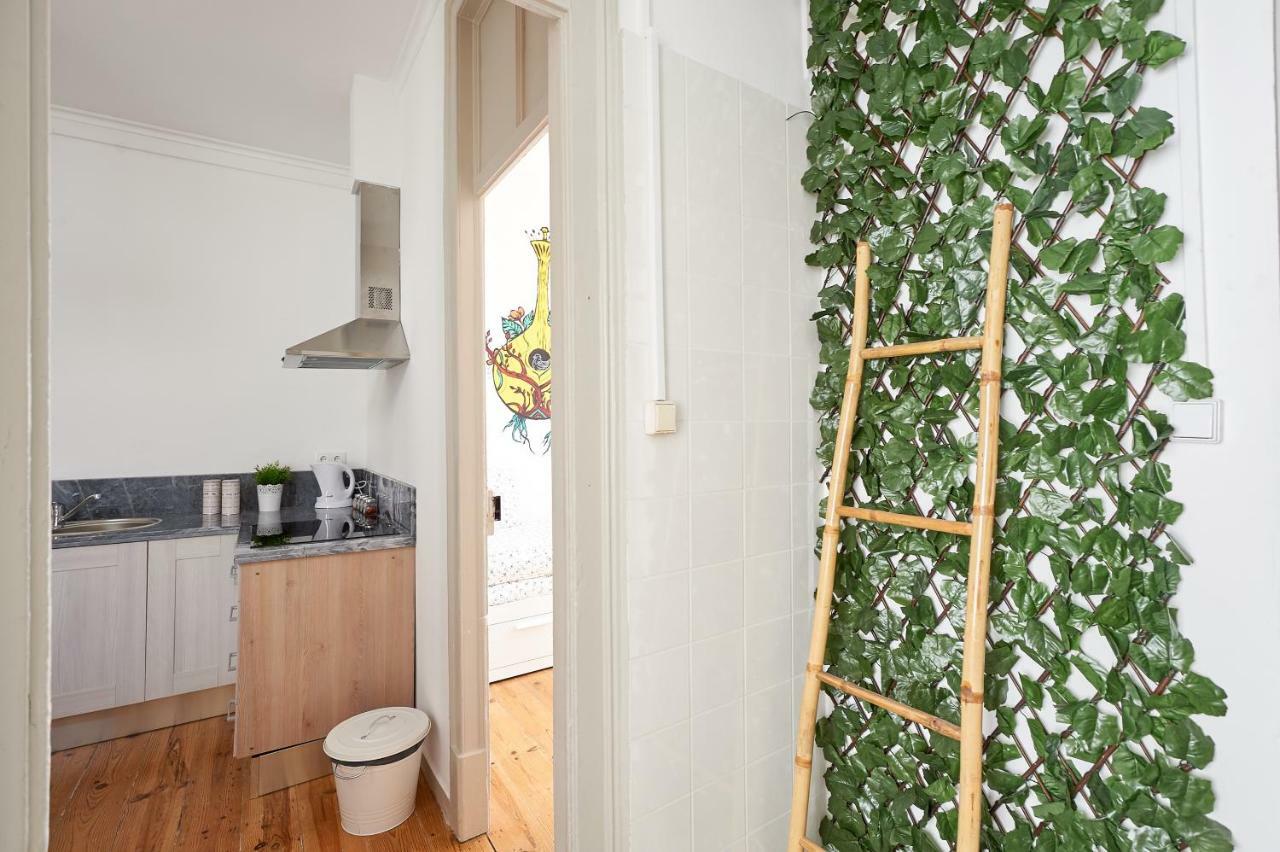 Love Inn Bairro Alto 4 ลิสบอน ภายนอก รูปภาพ