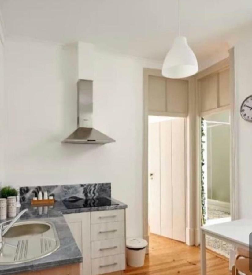 Love Inn Bairro Alto 4 ลิสบอน ภายนอก รูปภาพ