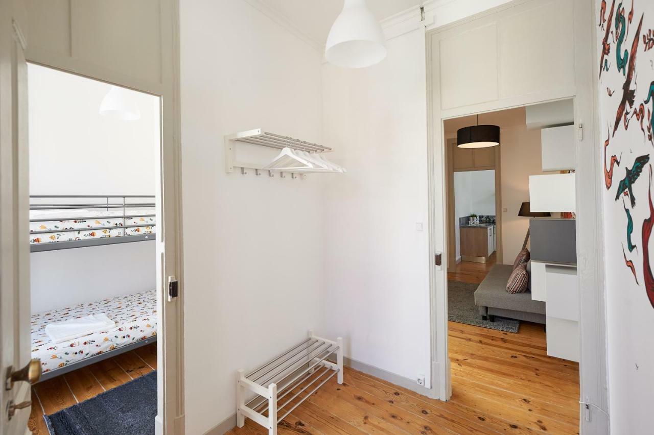 Love Inn Bairro Alto 4 ลิสบอน ภายนอก รูปภาพ