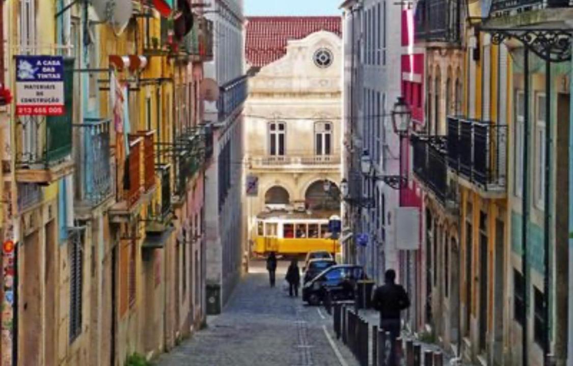 Love Inn Bairro Alto 4 ลิสบอน ภายนอก รูปภาพ